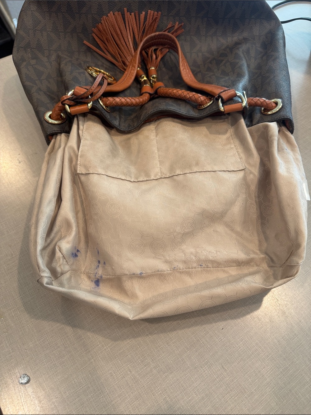 Michael Kors Brown Signature Drawstring Shoulder Bag with Tan Trim - Picture 5 of 6